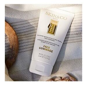 SKIN&CO Roma Truffle Therapy Face Gommage -5.07 fl oz